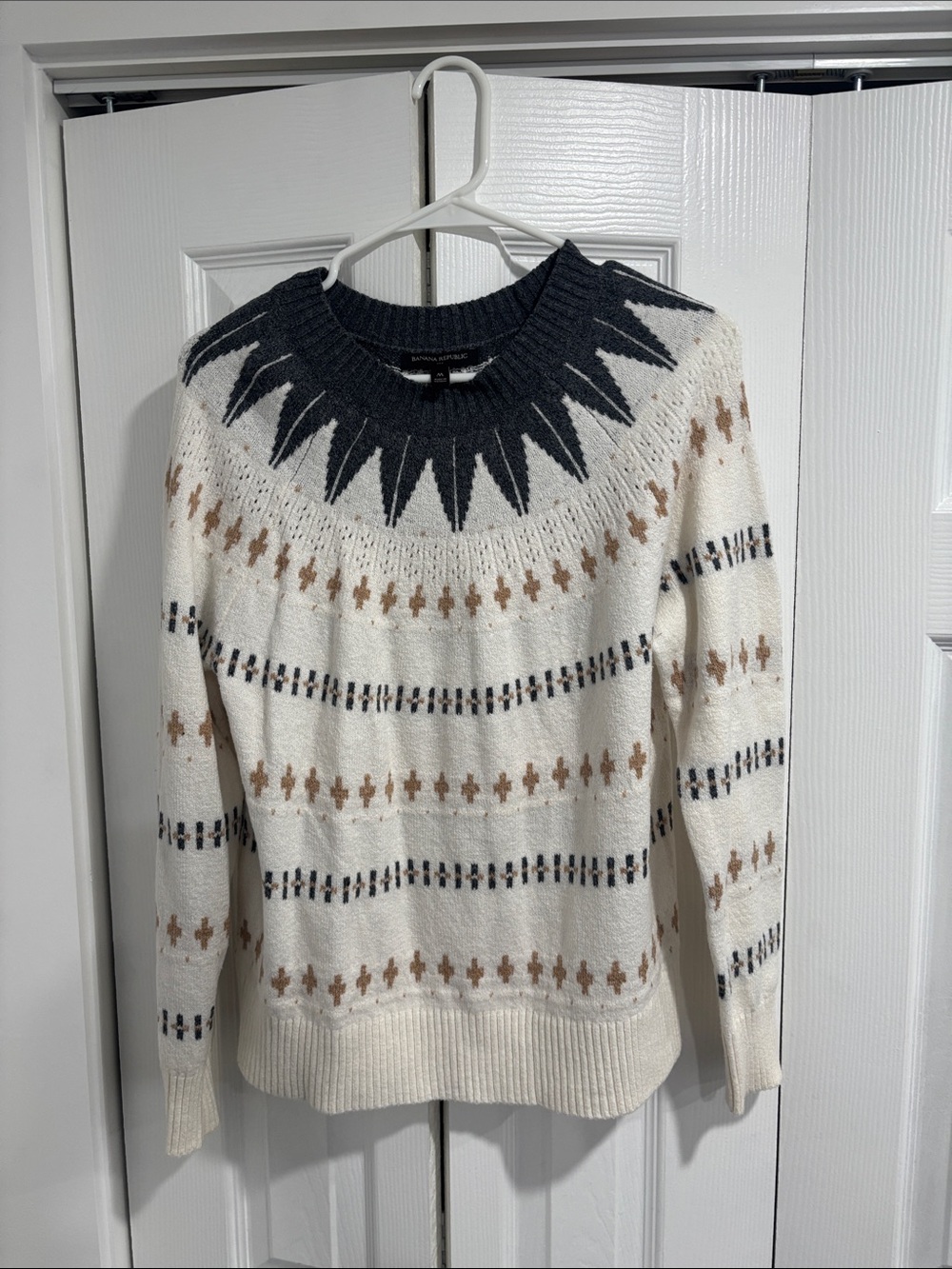 Banana Republic Cream Fair Isle Crewneck Sweater with Black & Brown Accents
